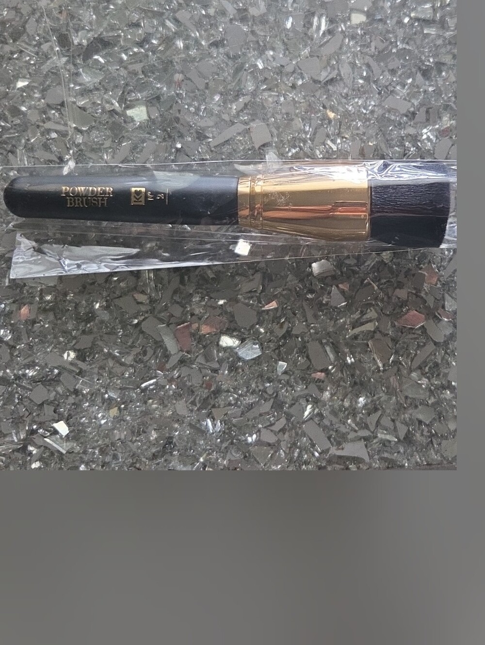 New Belle Beauty by Kim Gravel Powder Brush N° 2